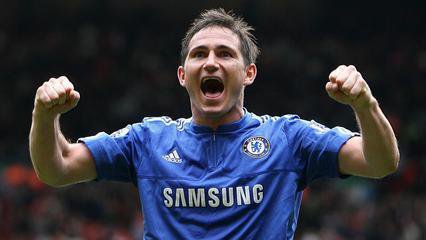 心中的足坛第一人,足坛十大硬汉柔情一面