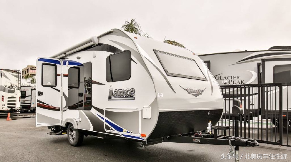 lance2185拖挂房车,法国465拖挂房车