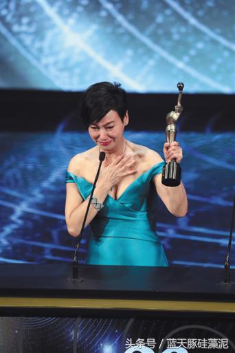 香港影后惠英红,惠英红香港金像奖获奖视频