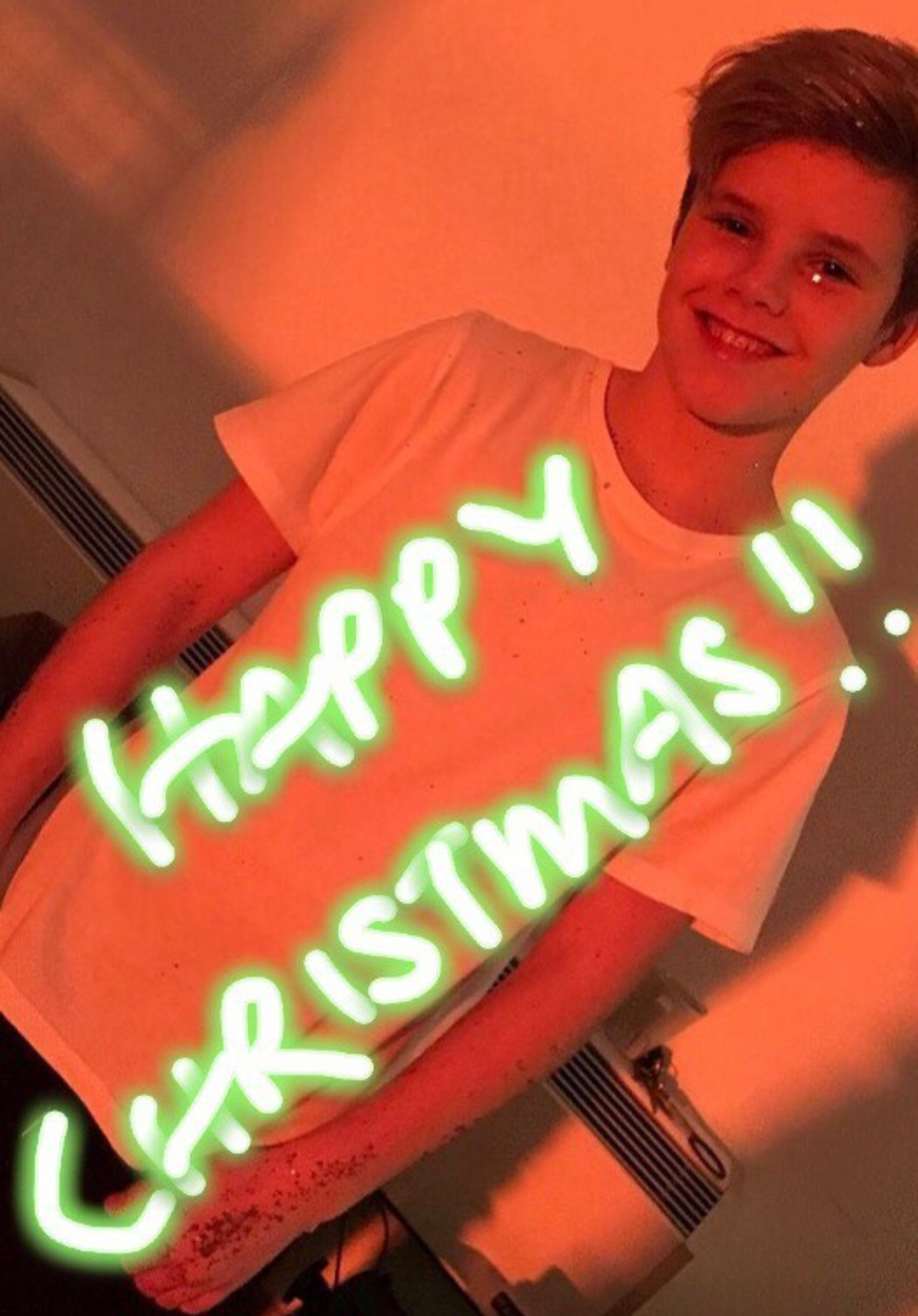 贝克汉姆哪个儿子帅,贝克汉姆三个儿子谁最宠小七