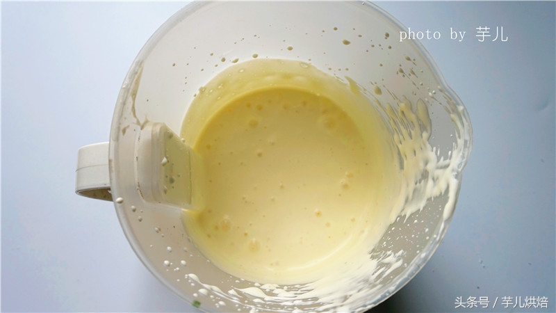 芒果慕斯星空淋面,芒果葡萄淋面慕斯蛋糕做法