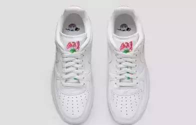 “歪果仁”为中国年操碎了心英国小伙伴抢不到红包,暴躁了!