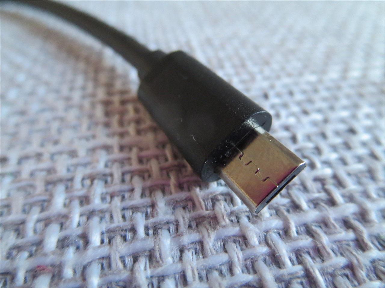 绿联usb-c多功能读卡器测评,绿联usb3.0多功能读卡器有多少个g