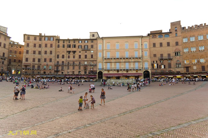 锡耶纳vs费尔玛纳,锡耶纳汽车