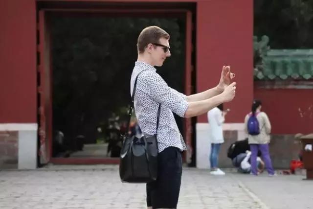 佳能77d和800d拍视频哪款相机好,77d和800d哪个值得入手