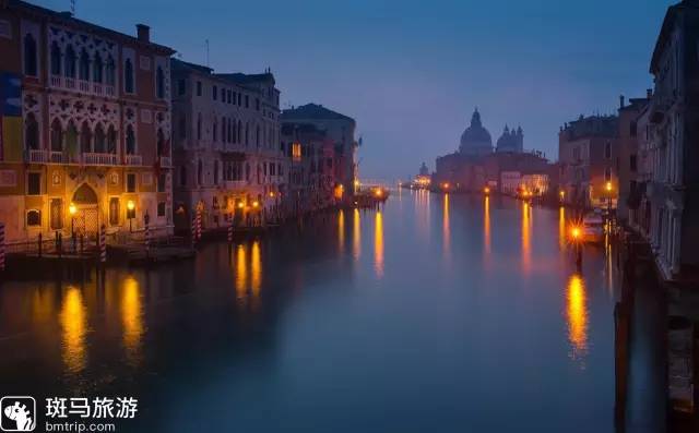 威尼斯丨桥与巷与假面