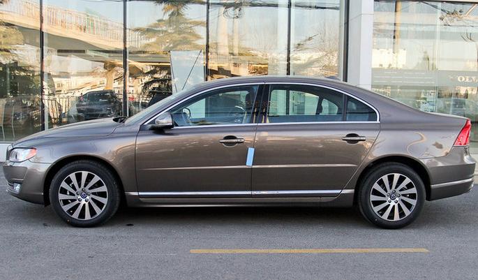 李书福换自家品牌沃尔沃S80L座驾，难道又是一波黄婆卖瓜？
