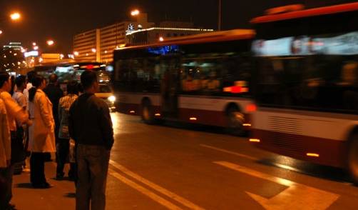 除了没钱小日子还过得很惬意,除了没钱每天都很快乐