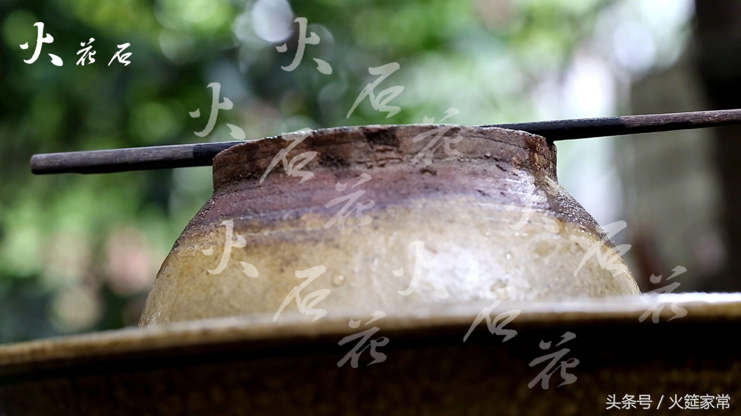 泡青菜做酸菜鱼味道美滋滋的,酸菜鱼好吃的关键在于这个辣椒水