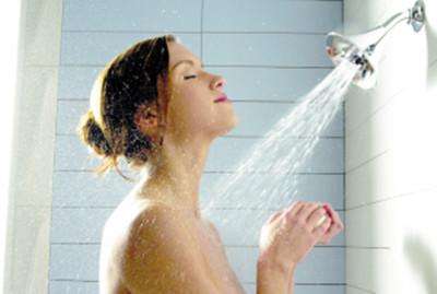 洗澡容易出什么问题,洗澡尽量远离这几个误区