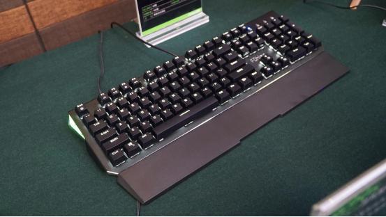 火爆新品富勒,富勒发布会