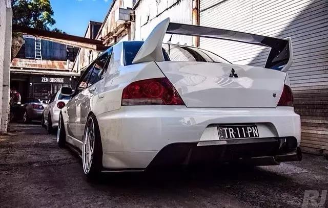 本想把EVO卖掉跳出改装坑，买了高尔夫7R后却又重新“吸毒”