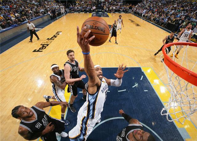 大叔扣篮动作大全,大叔扣篮原视频