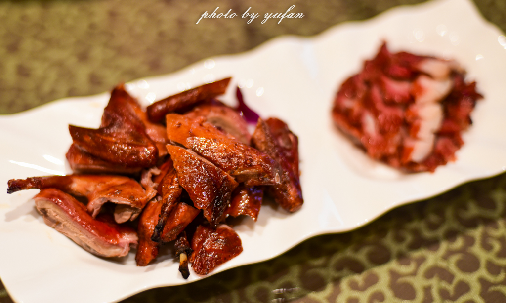 云端上的世外桃源，看看浇灌牛奶和土鸡蛋的有机乌龙茶长成啥样