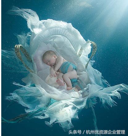 远离伤害我的人,远离伤害过你的人