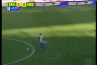 十年前梅西天下足球,十年前梅西c罗