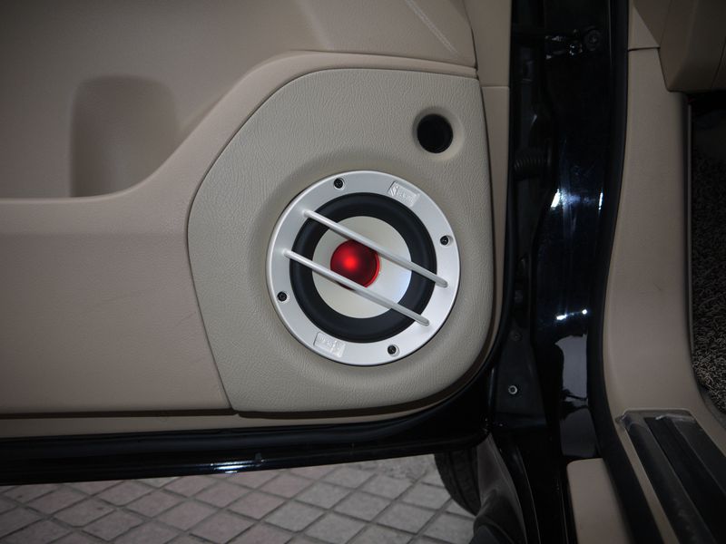 必伟红心SunriseIII系列偏轴心喇叭美观与科技并存