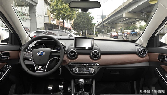 北汽昌河q352018手动炫智版,最新款昌河q35试驾视频