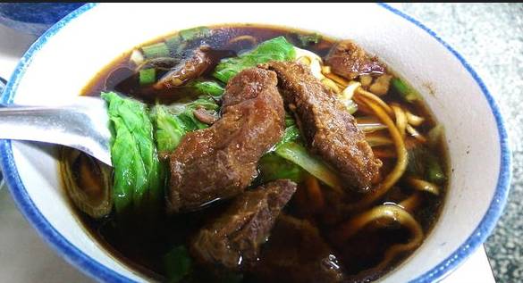 重庆城内好吃的当地餐馆,重庆城的面吃一碗少一碗