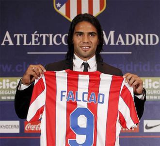 转会记忆11-艺术大师助尤文复兴，利物浦旷世神锋打破梅罗统治