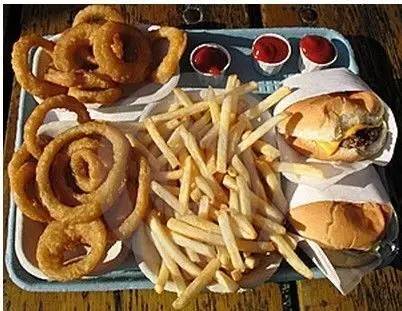 脸颊两侧反复长痘怎么调理,脸颊两侧长痘硬硬的摸着疼