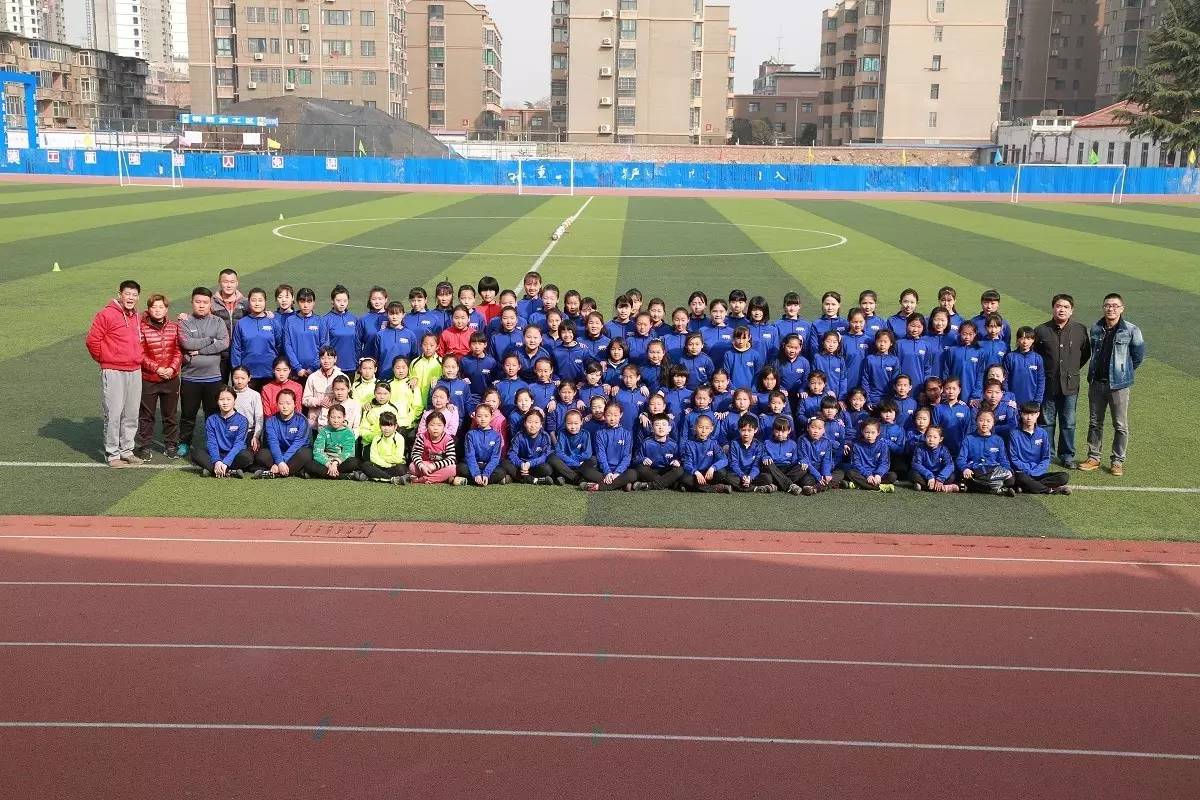 新乡娅咪娅烘焙栗子蛋糕,新乡娅咪娅蛋糕店是加盟店吗