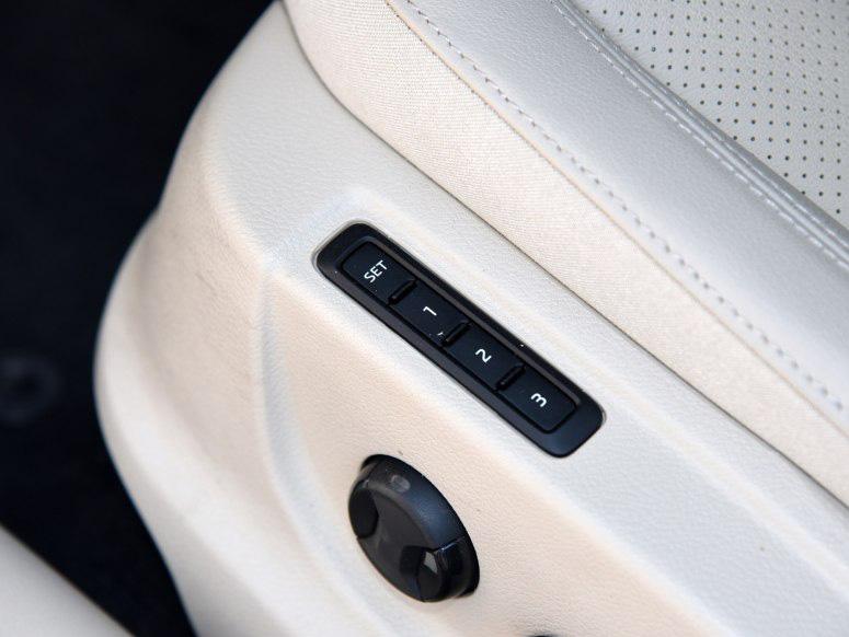 斯柯达明锐2009款1.4tsi双离合,斯柯达新明锐三厢车