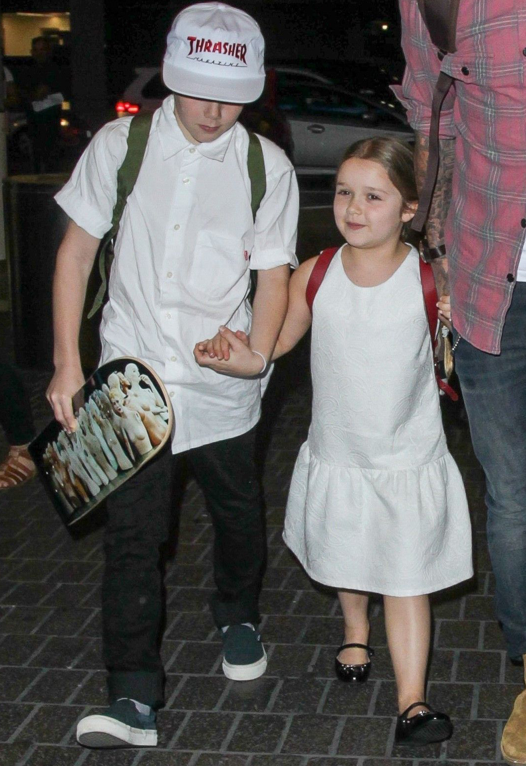 小七贝克汉姆一家同框,贝克汉姆小七出行