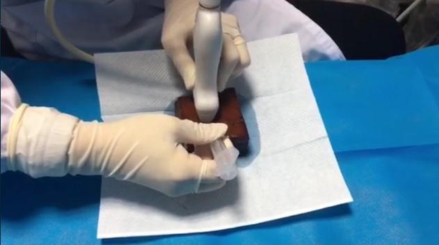 豆腐也能穿刺、葡萄还能缝针？这些外科医生为啥要拿食物练绝技？