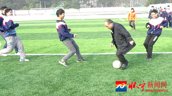 农村足球梦,无棣农村小孩足球梦