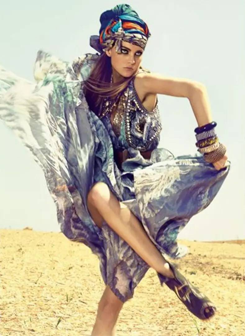 12月去摩洛哥穿衣搭配,摩洛哥情侣穿搭