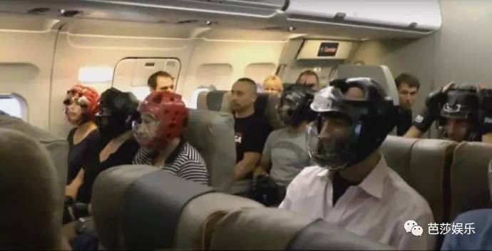 被全美吐槽、股价跌10亿，美联航打的这个老头竟是个传奇人物！