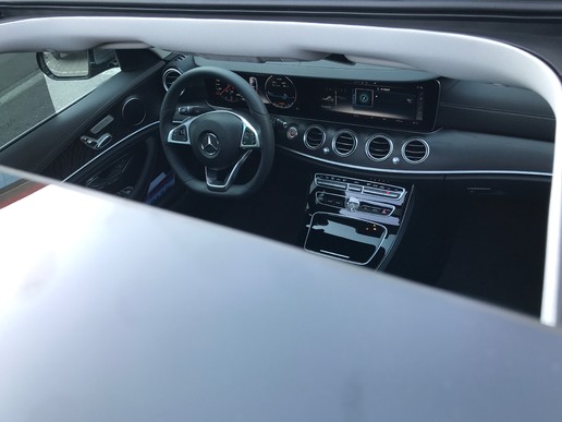 原来你是这样的奔驰E200L！一个靠谱女司机的野蛮选车体验