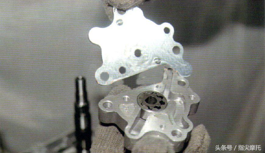 新摩托车爆缸原因有哪些,新摩托车拉缸了什么原因