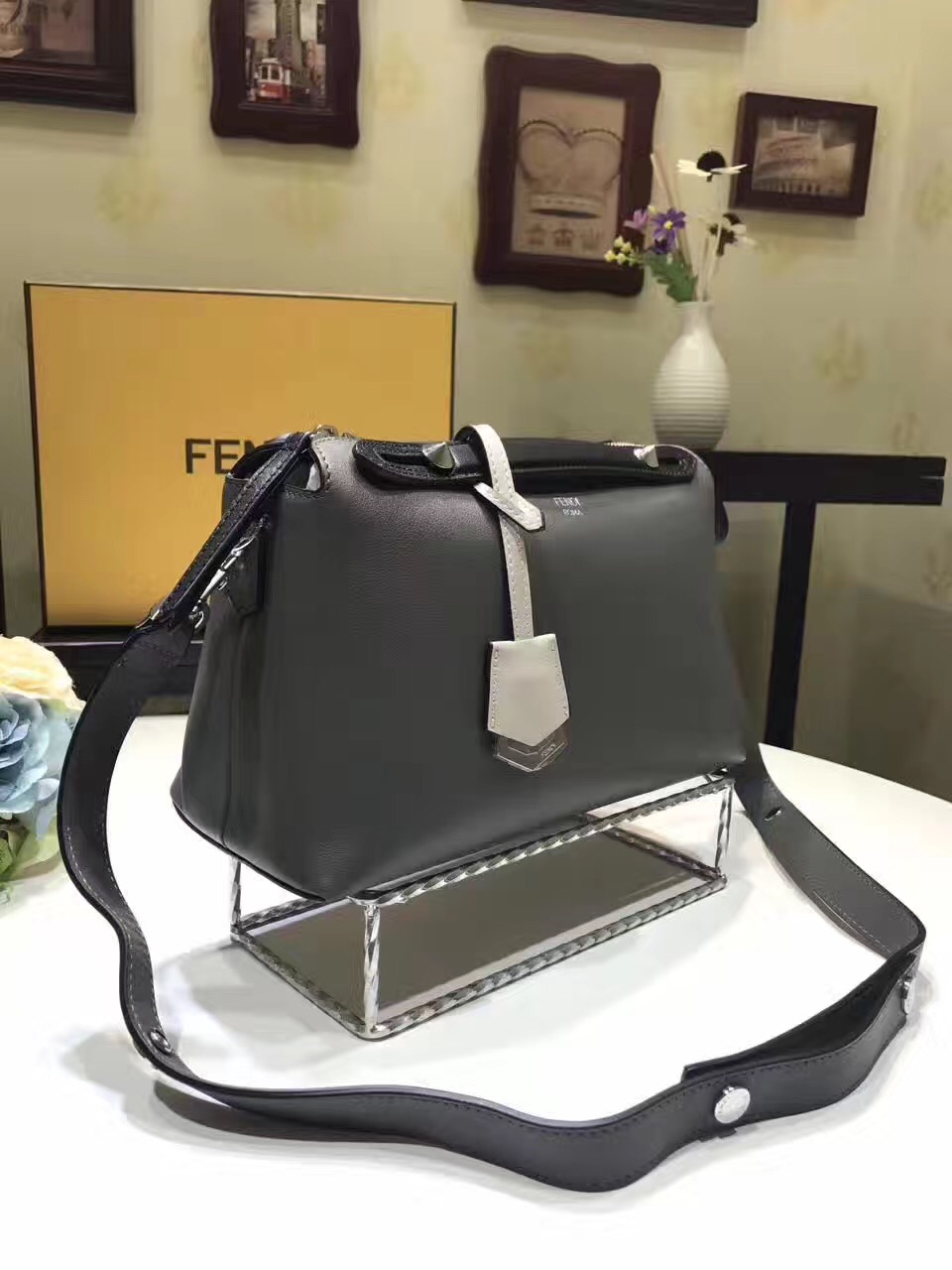 fendi包包大中小,fendi包经典款