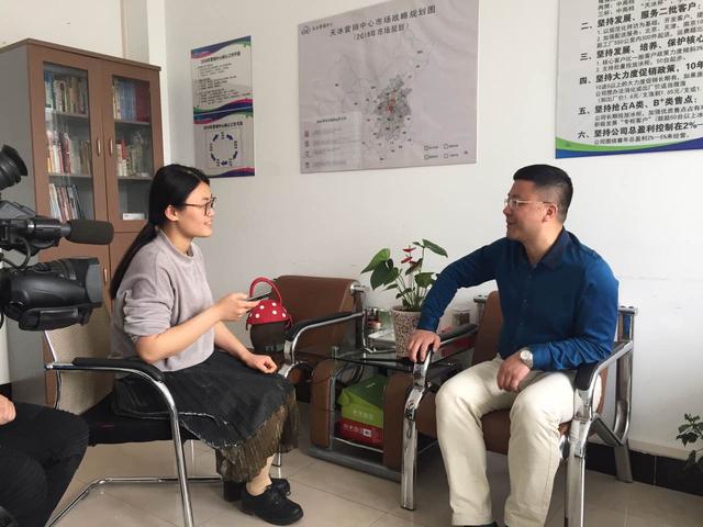 风头盖过三巨头,风头盖过大牌