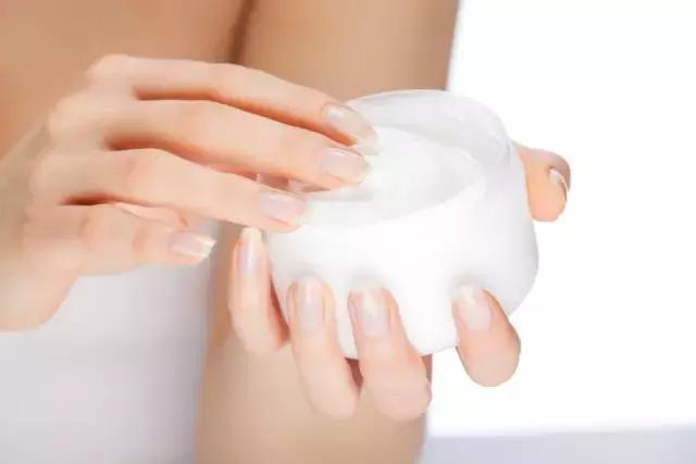 隐形眼镜液洗化妆刷,隐形眼镜水洗化妆刷