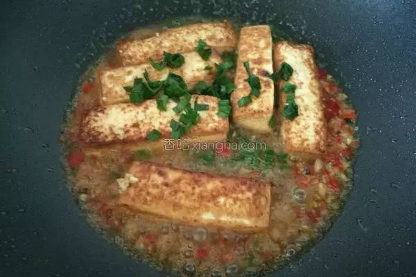 吃素就吃蛋白质丰富得豆腐，好吃到连盘子都能吃掉