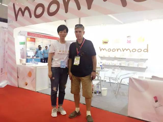 如何辨别姨妈巾是否有毒,姨妈巾里面的晶体有毒吗