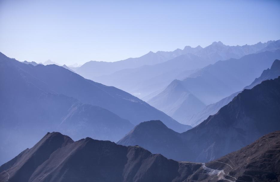 92%的本地人都不知道的秘境，“小牛背山”阿坝州浮云牧场走红