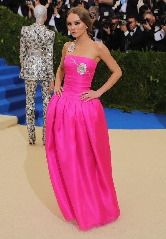 时尚界奥斯卡造型,今年的时尚界年度奥斯卡