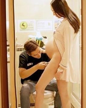 baby孕期旧照曝光,baby晒近照显露亮眼双下巴