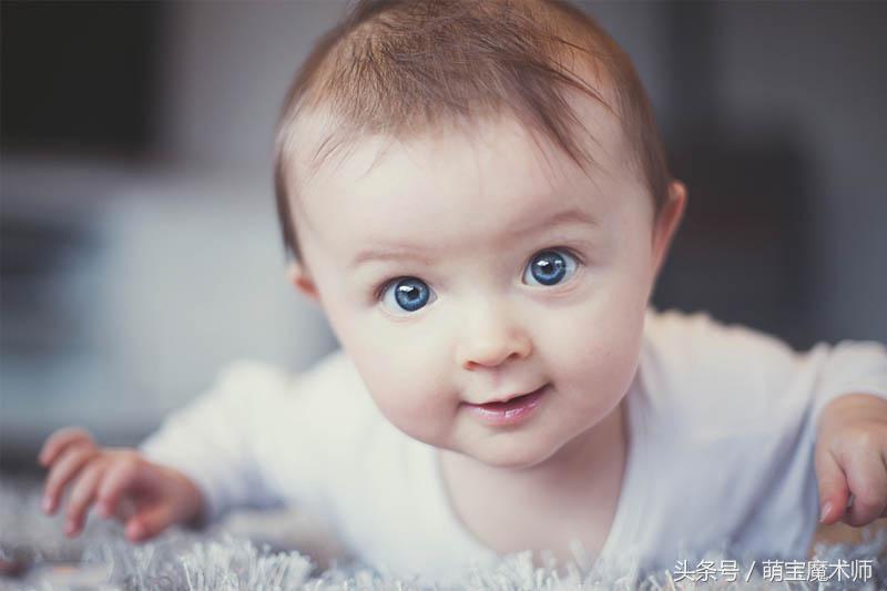 宝宝成长过程爸妈不能缺席,宝宝每一次成长都不会缺席