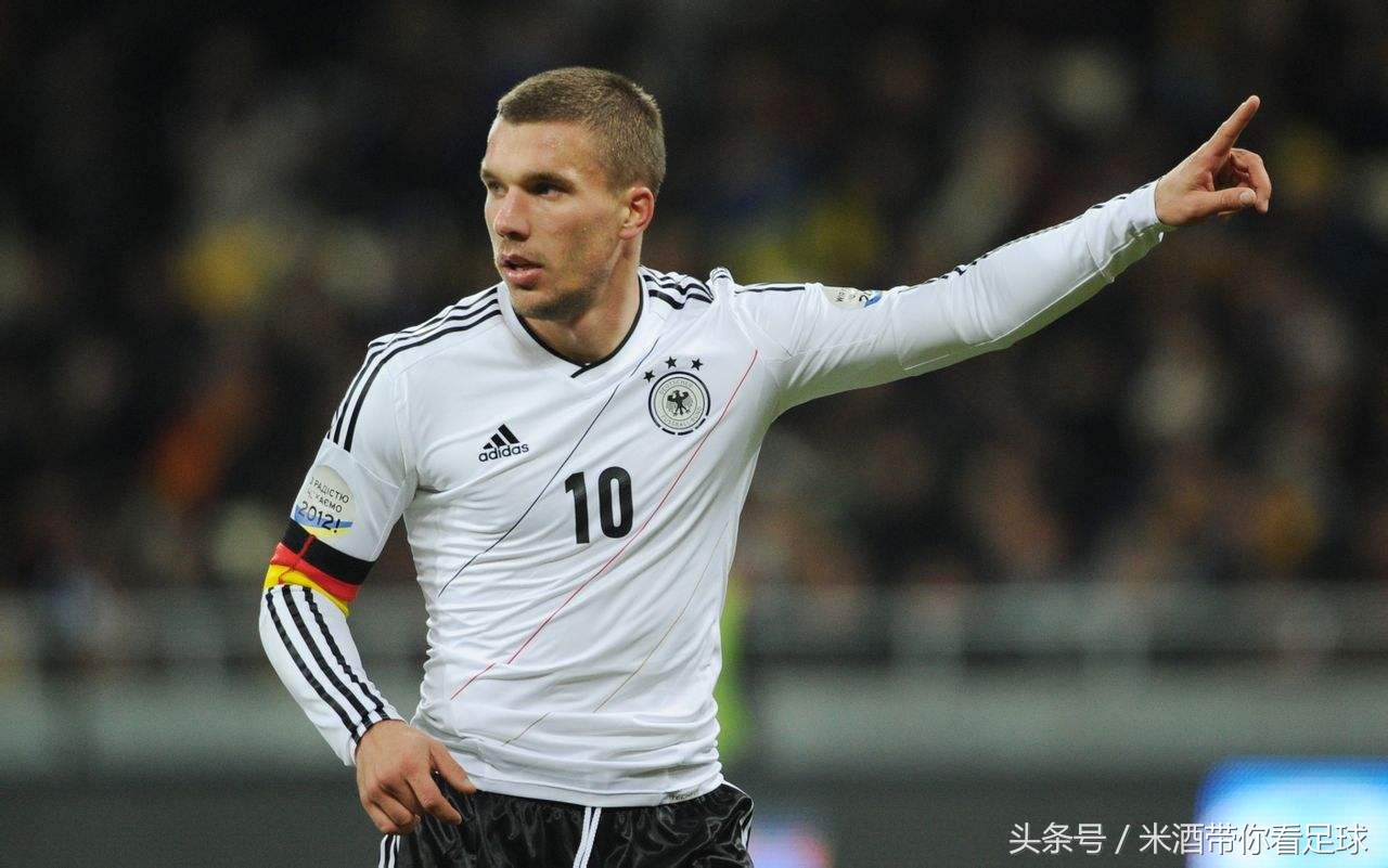 队长袖标蓝色,队长袖标用什么代替