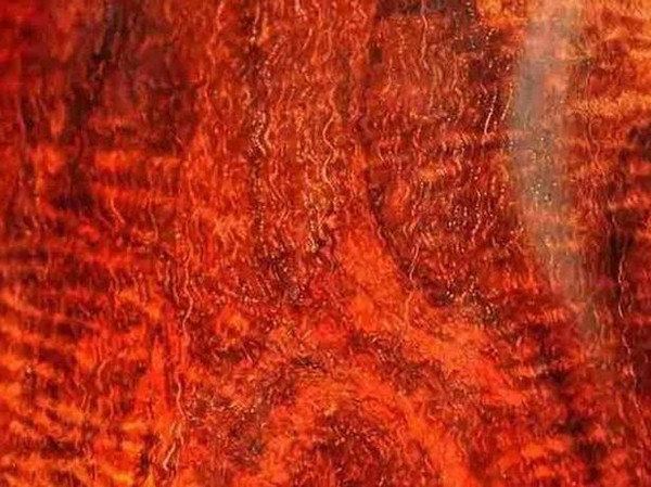 檀香紫檀和小叶紫檀哪个好,小叶紫檀檀香紫檀老木料