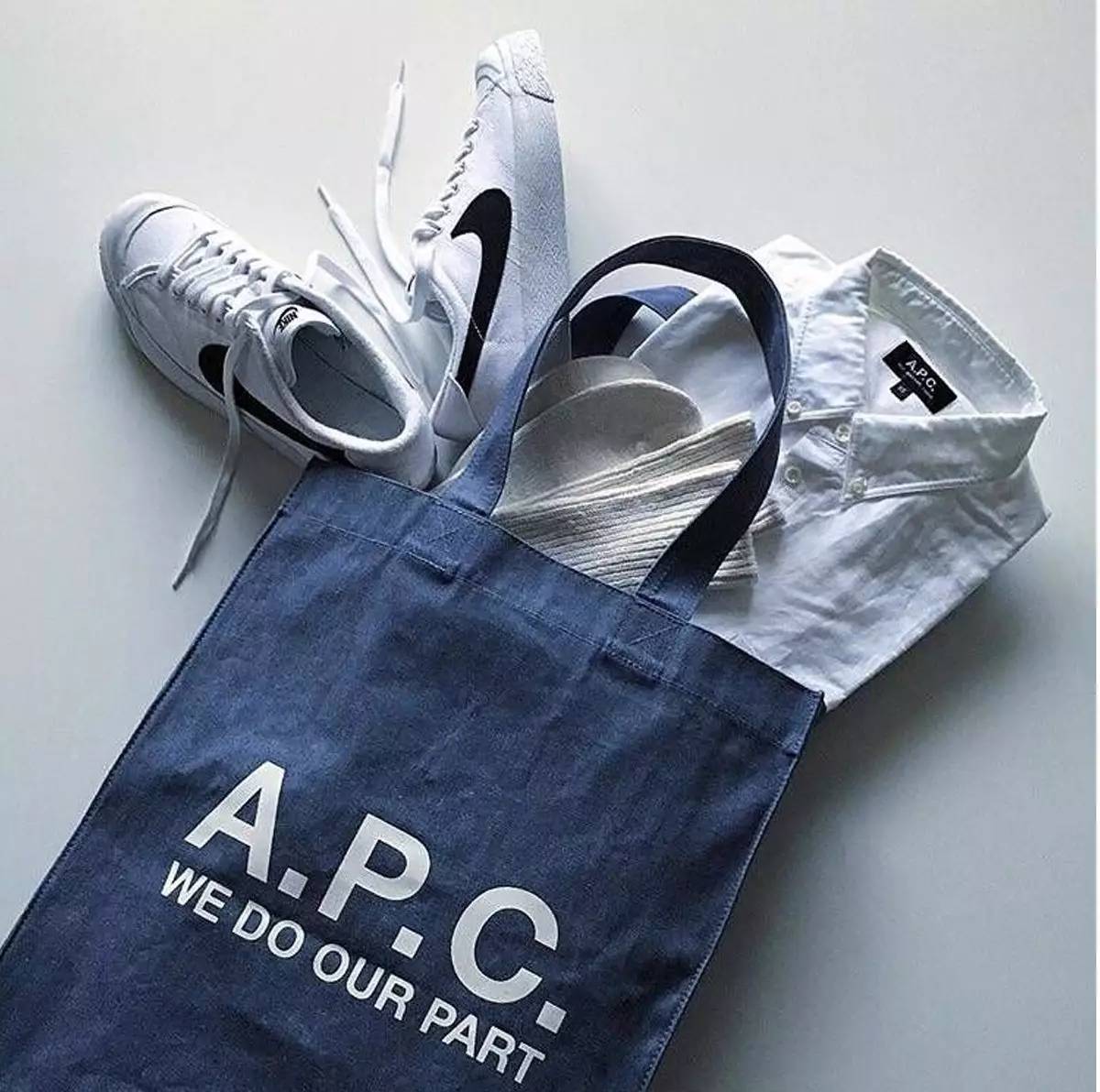 优雅的A.P.C.虽然有个暴脾气，但做起衣服来一点都不马虎