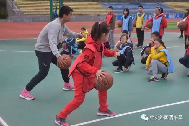 别拦我!我要去这所学校上选修课!