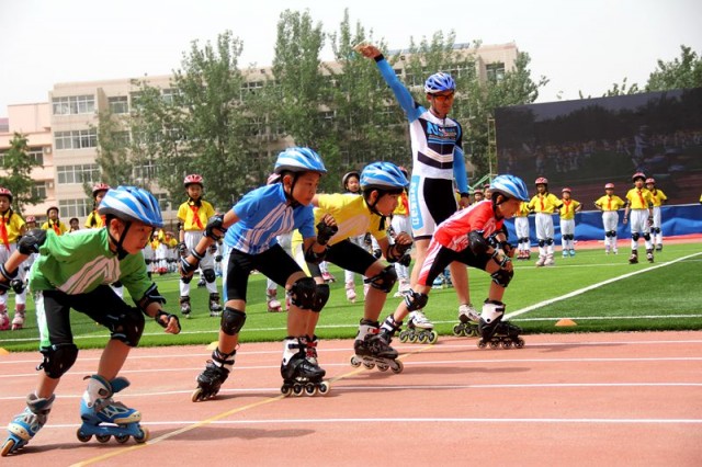 狂欢嘉年华表演,济南市中区小学春季运动会