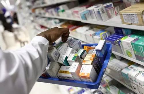 留学英国都需要考什么,留学英国要带什么物品清单