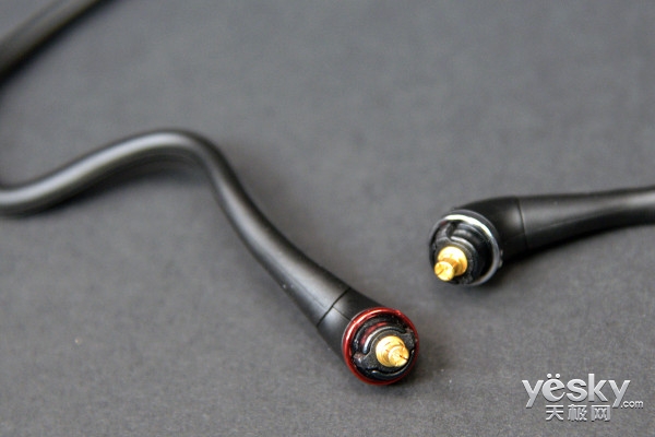 索尼xba-a3掉漆,索尼xba-a1ap耳机评测